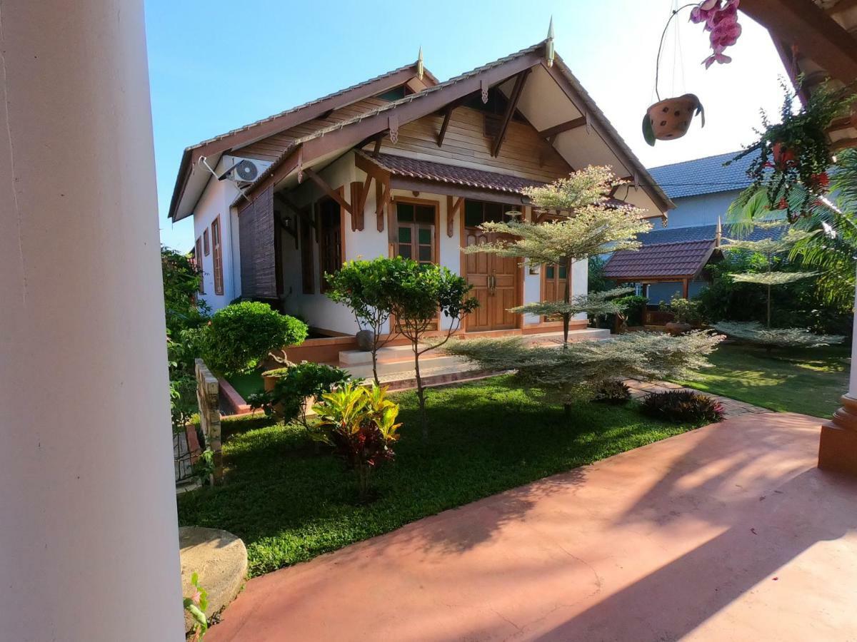 Anjung Nor Muslim Homestay Dungun Ngoại thất bức ảnh